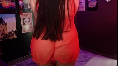 Snapshot of raven_darkk chatting on May 5, 9:34 pm Raven online show from May 5, 9:34 pm
