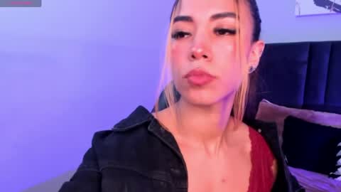 Snapshot of raven_dooll chatting on May 26, 10:39 pm Raven online show from May 26, 10:39 pm