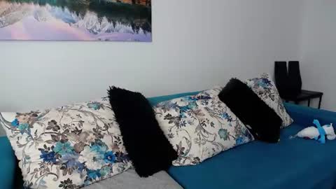 Snapshot of raven_foxxy chatting on July 26, 7:04 am Raven Foxxy online show from July 26, 7:04 am