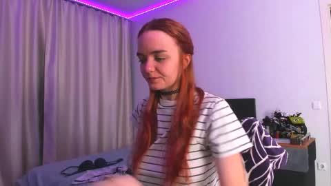 Snapshot of raven_radiantt chatting on October 23, 7:18 am Janet online show from October 23, 7:18 am