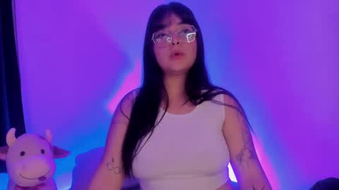 Snapshot of ravendark_666 chatting on November 15, 8:22 am Raven online show from November 15, 8:22 am