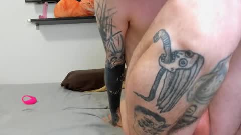 Snapshot of raveneusbiter chatting on March 6, 1:07 pm Raveneusbiter online show from March 6, 1:07 pm