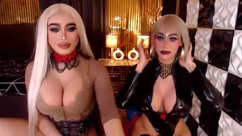 ravenmystiquex online show from June 2, 4:58 am