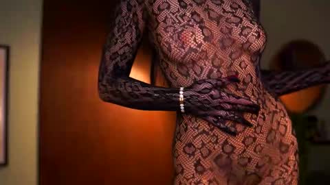 Lav online show from November 13, 7:13 pm