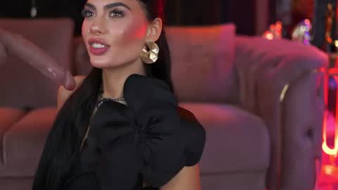 Lav online show from June 30, 7:37 pm