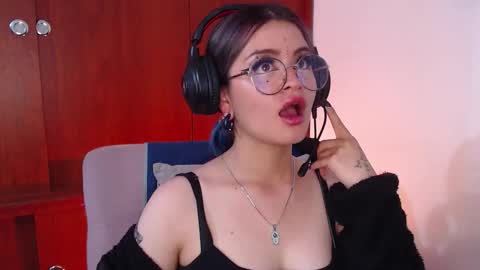 raventh_ online show from March 18, 3:04 pm