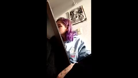raventh_ online show from May 25, 11:27 am