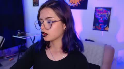 raventh_ online show from July 9, 3:54 am