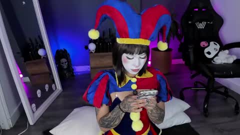 Raven Witch online show from June 12, 7:46 pm