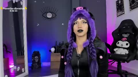 Raven Witch online show from June 26, 7:18 pm