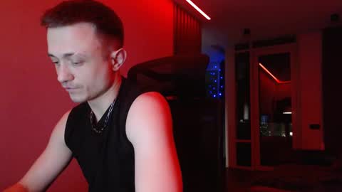 Snapshot of ravine_doleg chatting on March 6, 6:59 pm Alex Nash online show from March 6, 6:59 pm