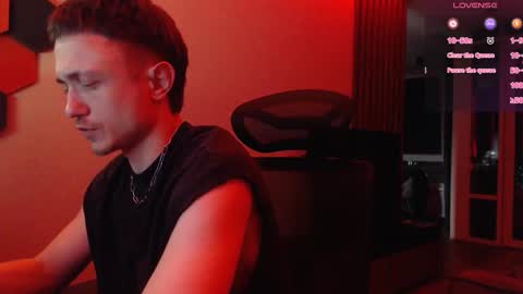 Snapshot of ravine_doleg chatting on September 10, 7:14 pm Alex Nash online show from September 10, 7:14 pm