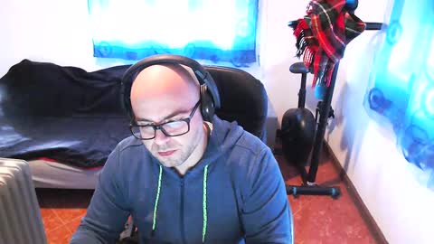 ravingr3d3 online show from February 19, 3:27 pm