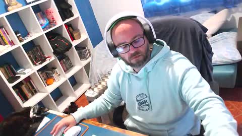 ravingr3d3 online show from February 27, 11:10 am