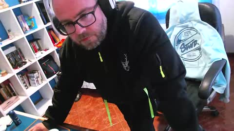 Snapshot of ravingr3d3 chatting on May 11, 4:04 pm ravingr3d3 online show from May 11, 4:04 pm