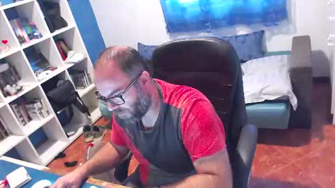 ravingr3d3 online show from July 22, 11:02 am