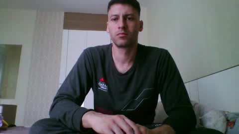 Snapshot of rawdr3 chatting on June 6, 2:05 am rawdr3 online show from June 6, 2:05 am