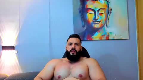 Snapshot of rawmathews chatting on December 14, 4:45 am rawmathews online show from December 14, 4:45 am