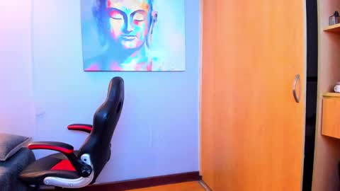 Snapshot of rawmathews chatting on December 22, 4:59 pm rawmathews online show from December 22, 4:59 pm