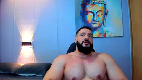 Snapshot of rawmathews chatting on December 24, 3:27 am rawmathews online show from December 24, 3:27 am