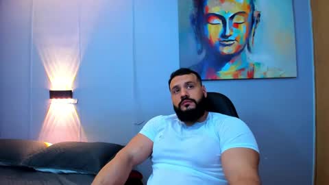 Snapshot of rawmathews chatting on December 24, 6:33 am rawmathews online show from December 24, 6:33 am