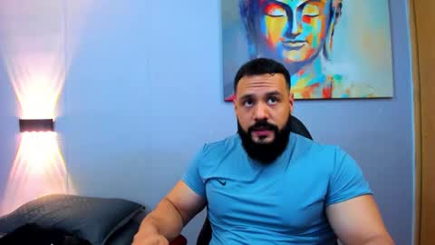 Snapshot of rawmathews chatting on January 17, 2:08 am rawmathews online show from January 17, 2:08 am