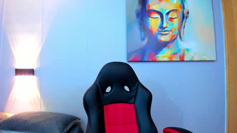 Snapshot of rawmathews chatting on February 2, 7:35 pm rawmathews online show from February 2, 7:35 pm