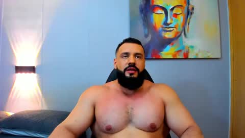 Snapshot of rawmathews chatting on February 2, 10:39 pm rawmathews online show from February 2, 10:39 pm