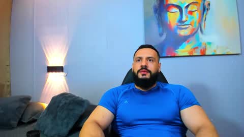 Snapshot of rawmathews chatting on March 7, 5:18 am rawmathews online show from March 7, 5:18 am