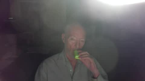 Snapshot of ray1776ray chatting on July 6, 9:28 am ray1776ray online show from July 6, 9:28 am