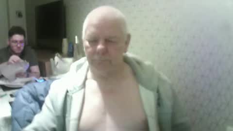 Snapshot of ray47 chatting on March 7, 11:46 pm ray47 online show from March 7, 11:46 pm