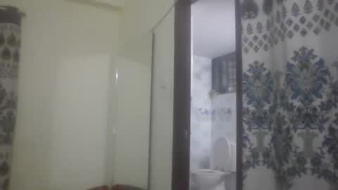 ray936174 online show from March 15, 5:08 pm