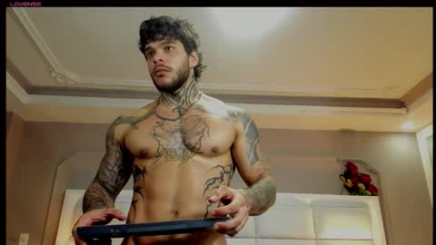 Ray Coopers online show from November 15, 3:26 am