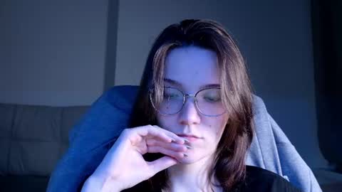 Snapshot of ray_lol chatting on July 24, 9:24 pm Ray-Ray online show from July 24, 9:24 pm