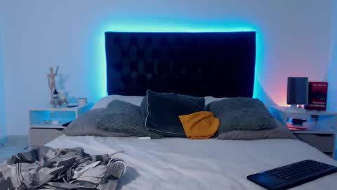 Ray online show from December 22, 12:40 am