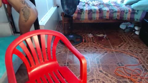 Snapshot of raycatt chatting on November 12, 2:50 pm Ray online show from November 12, 2:50 pm