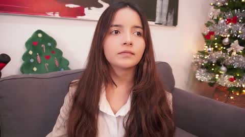 Snapshot of raychell_black chatting on January 1, 4:07 pm Raychell Black online show from January 1, 4:07 pm