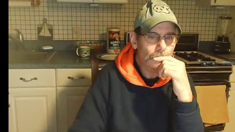 Ray online show from December 25, 12:58 pm