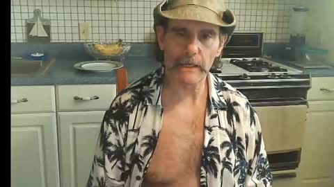 Ray online show from September 29, 6:13 pm