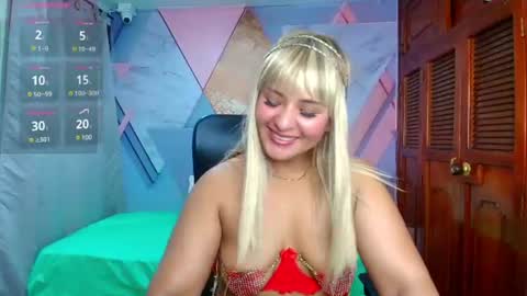 Snapshot of raylin_escobar chatting on July 28, 7:39 pm raylin_escobar online show from July 28, 7:39 pm