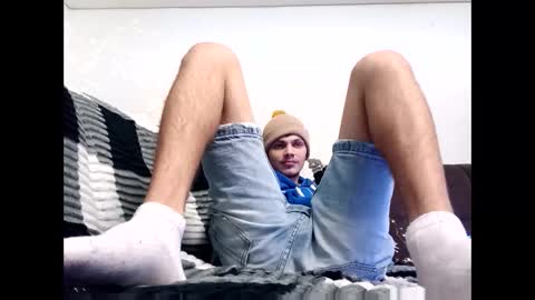 RayMartino online show from December 17, 8:42 am