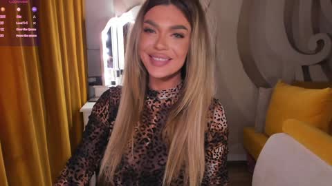 raysalexis19 online show from January 29, 2:42 pm