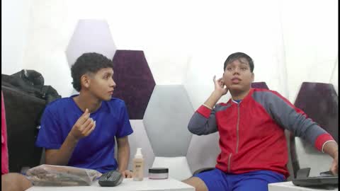 Snapshot of raystewart_ chatting on November 1, 2:13 am raystewart  online show from November 1, 2:13 am