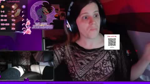 Snapshot of raysuon chatting on December 20, 5:14 am Rae-Suon online show from December 20, 5:14 am