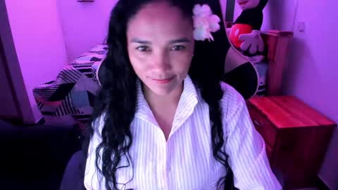 Danna online show from May 6, 11:32 pm