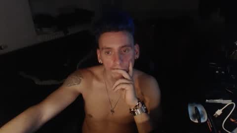 Snapshot of rayzel31 chatting on November 3, 11:59 pm Rayzel online show from November 3, 11:59 pm