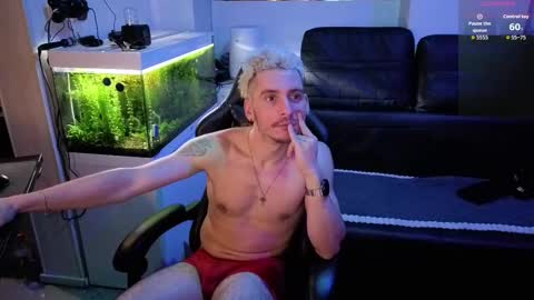 Rayzel online show from February 3, 2:53 am