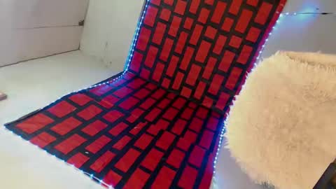 Snapshot of raze_fuckzx chatting on January 13, 12:19 am cindy online show from January 13, 12:19 am