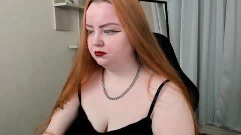 Emma Razumovskaya online show from June 4, 9:10 pm