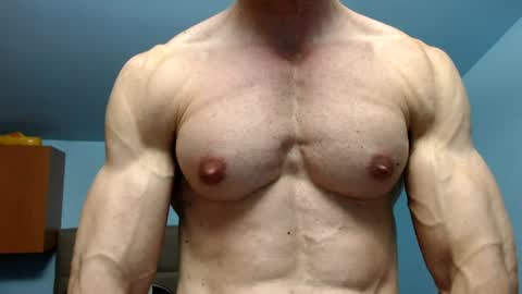 Snapshot of razorramon13 chatting on July 12, 7:38 pm razorramon13 online show from July 12, 7:38 pm